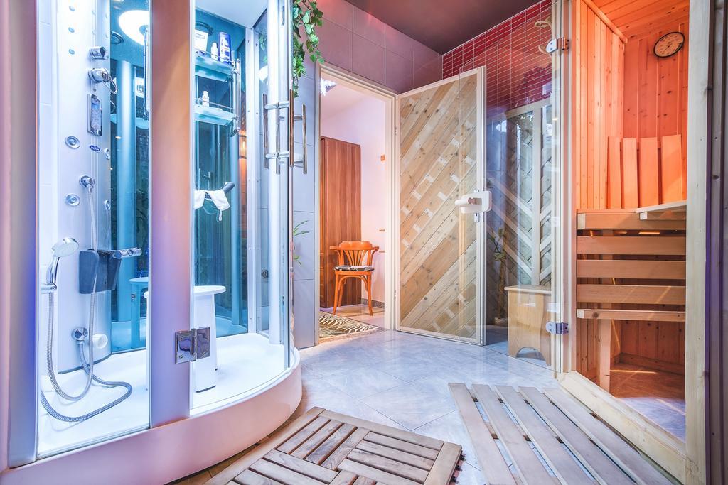 Villa Roses Apartments & Wellness Icici Bagian luar foto