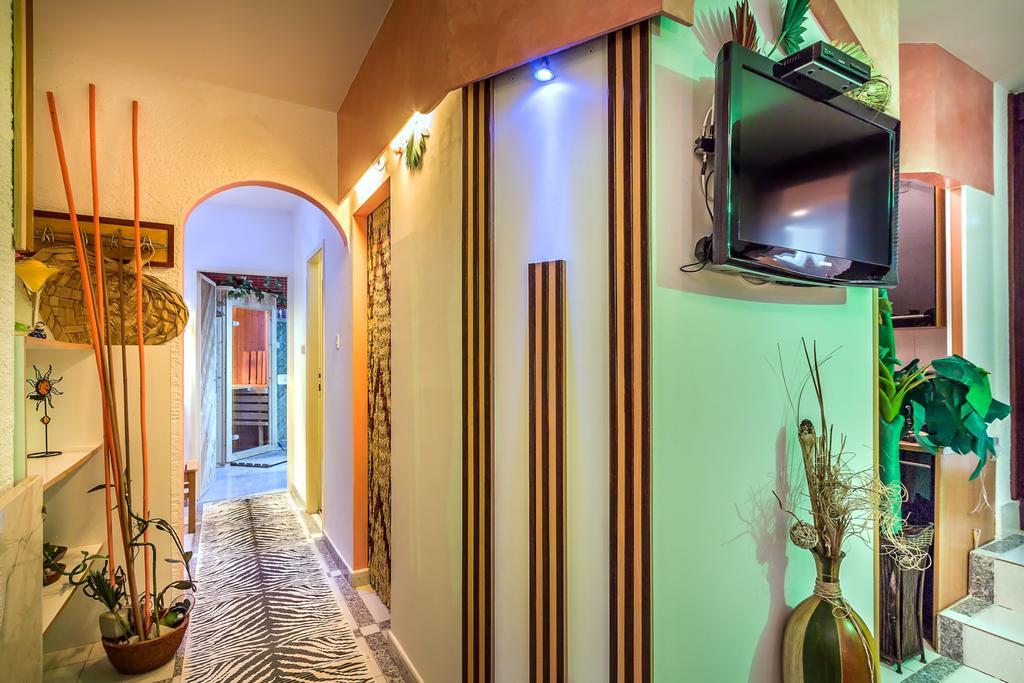 Villa Roses Apartments & Wellness Icici Bagian luar foto