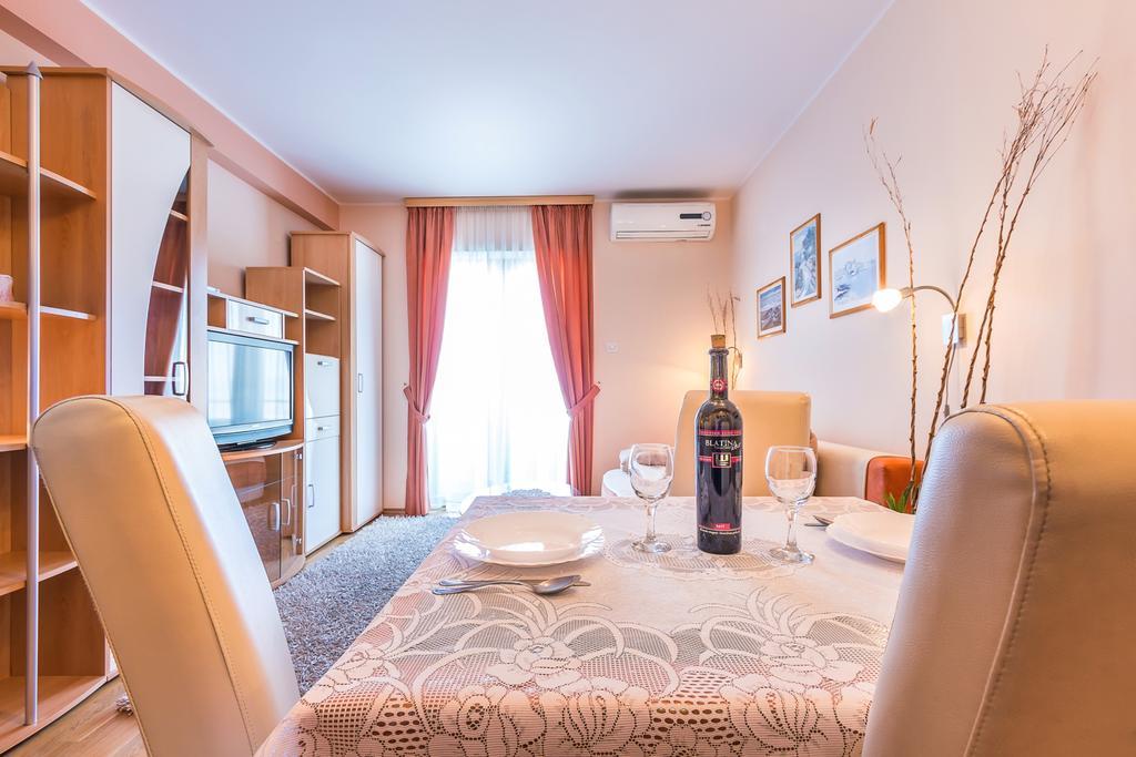 Villa Roses Apartments & Wellness Icici Bagian luar foto