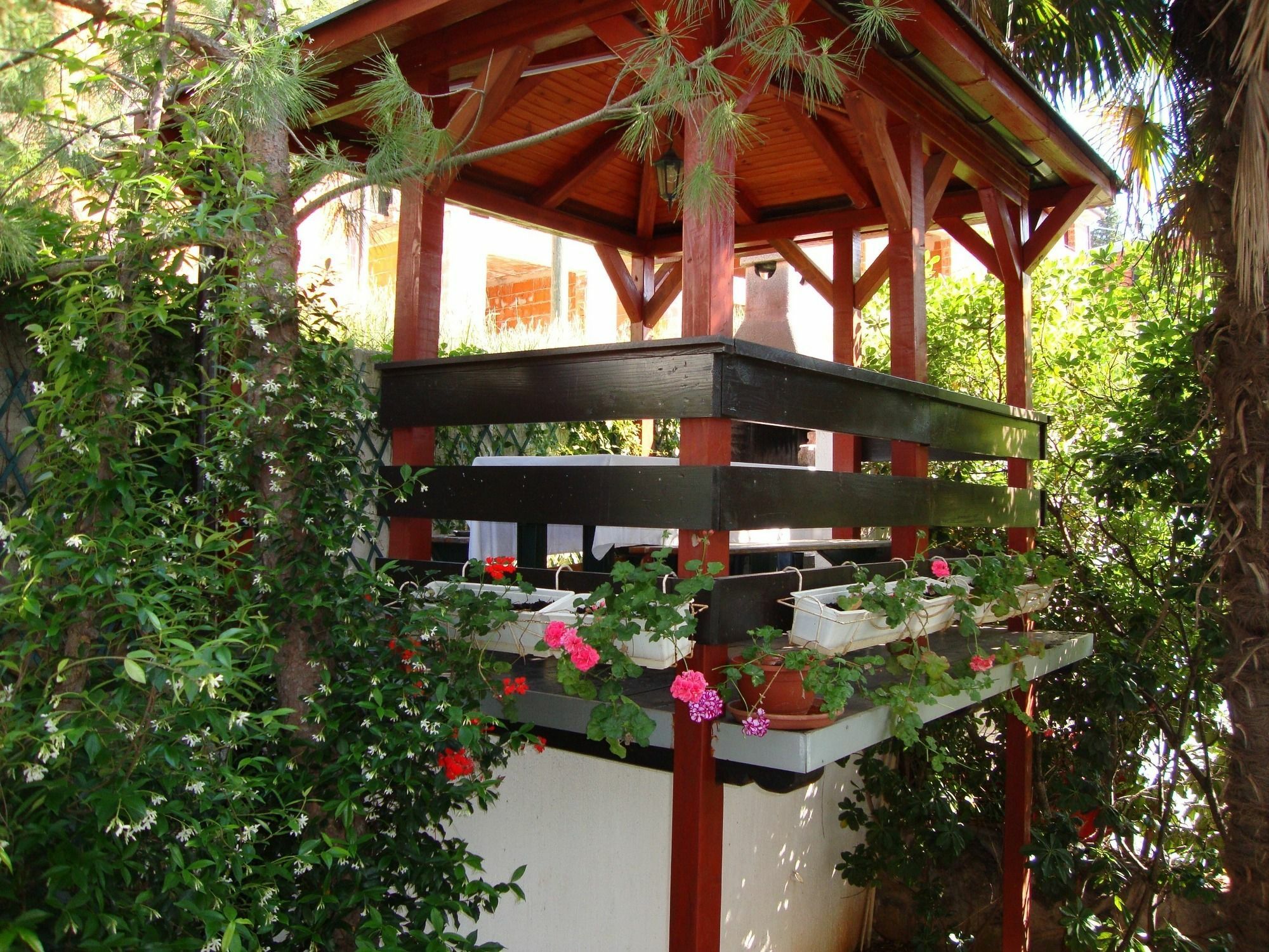 Villa Roses Apartments & Wellness Icici Bagian luar foto