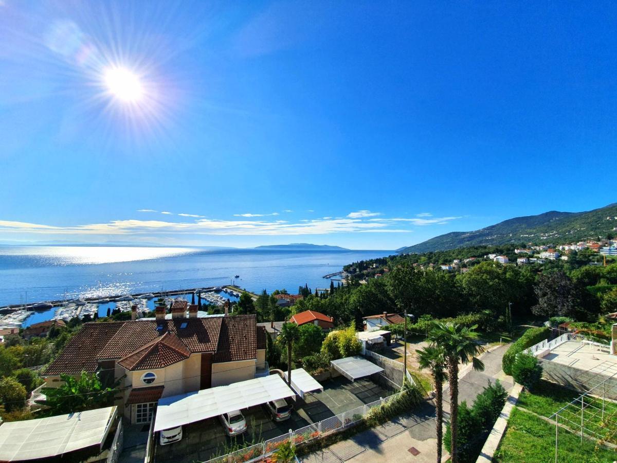 Villa Roses Apartments & Wellness Icici Bagian luar foto